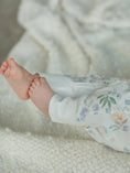 Load image into Gallery viewer, Kimono - Modern Daisy - OBabyz

